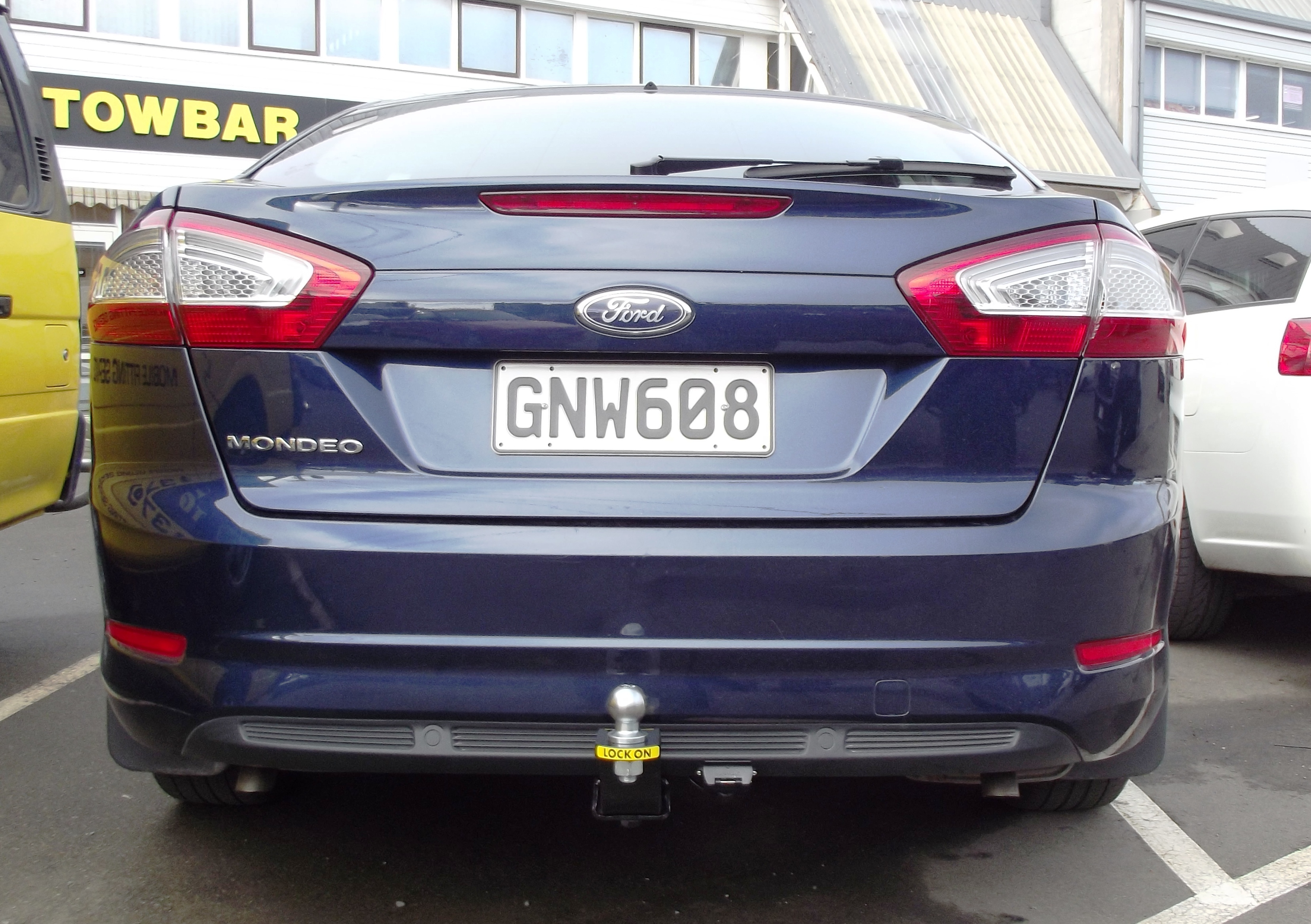 FORD MONDEO